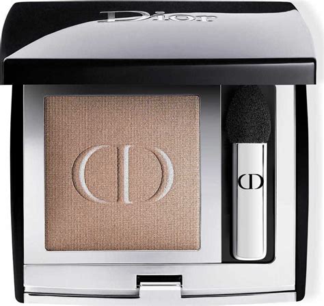 658 dior|Dior mono couleur eyeshadow.